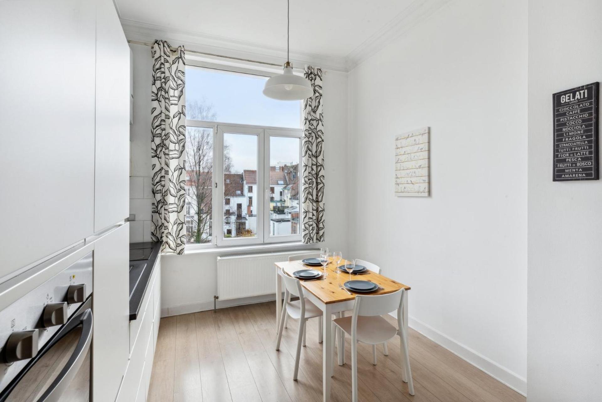 Apartment In Brussels, Lantsheere By Homenhancement Sa エクステリア 写真